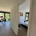 Summer Apartment *